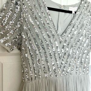 NWT! Maya Deluxe Formal Sequin Embellished Dress